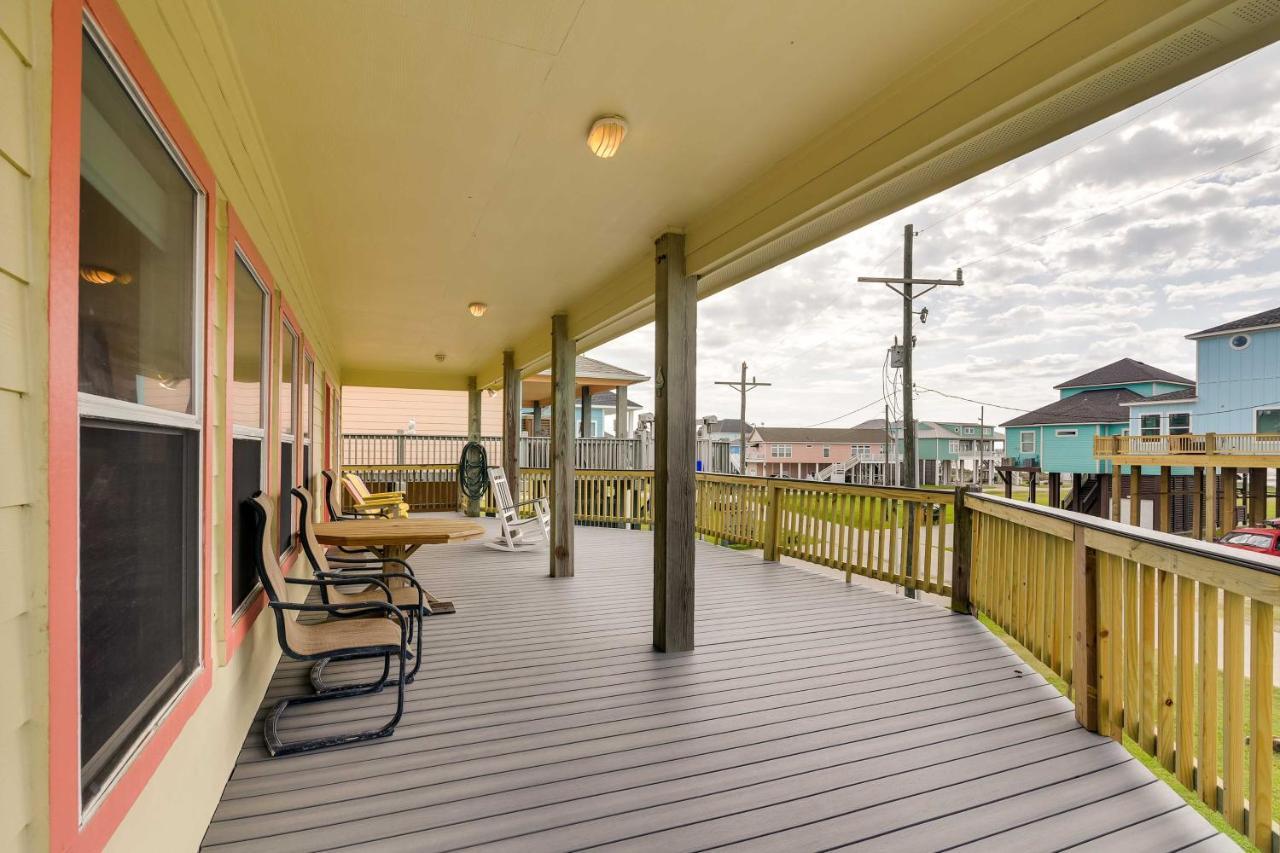 Crystal Beach Home With Furnished Deck Walk To Sand Exterior foto